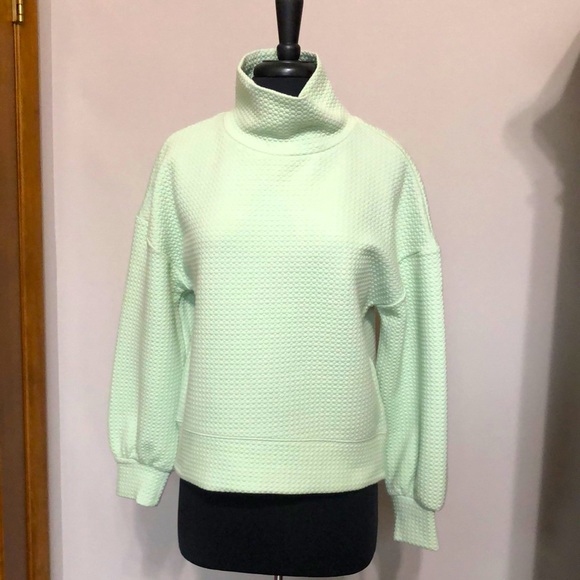 Calia pullover top - Picture 1 of 3